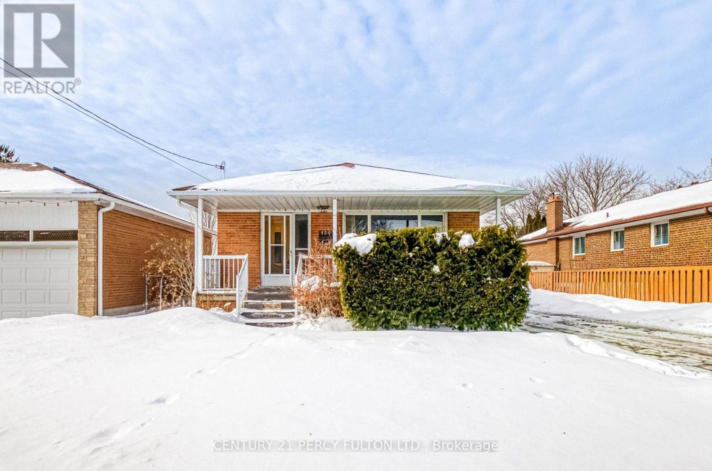 120 Poplar Road, Toronto (west Hill)