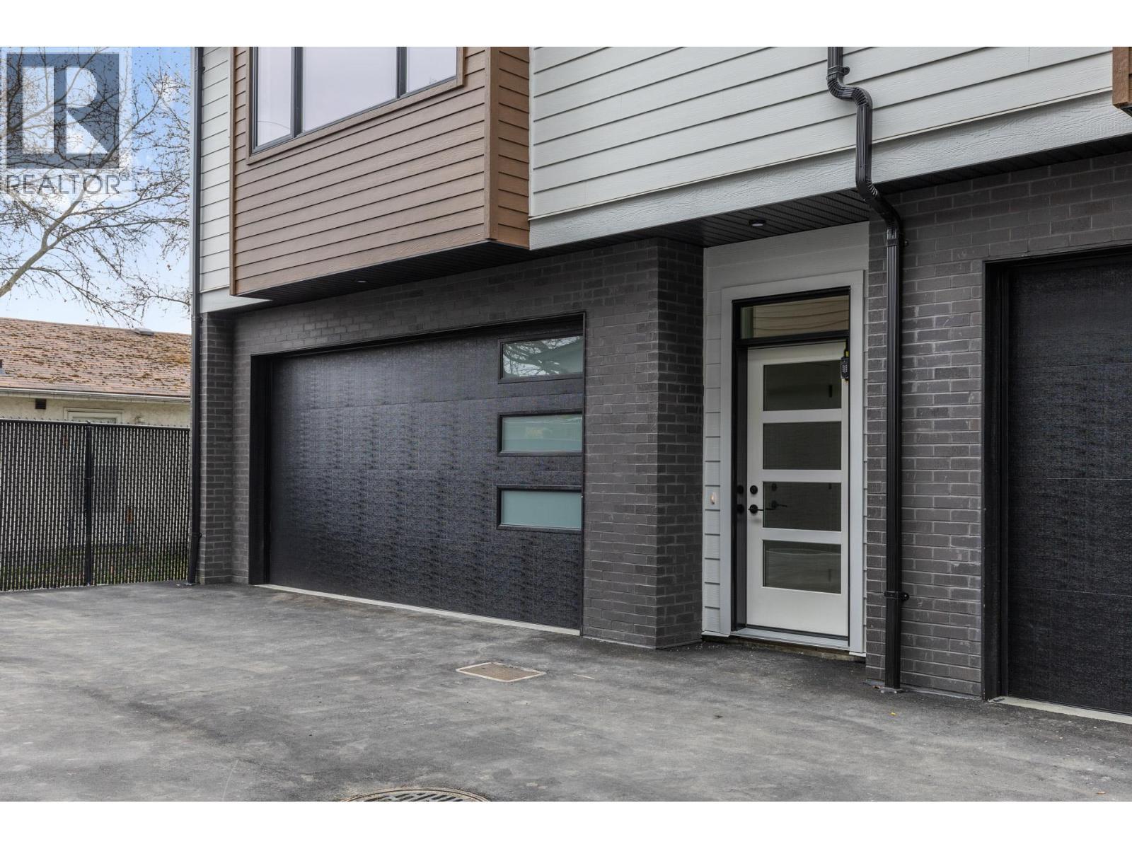 1463 Inkar Road Unit# 5. Kelowna, British Columbia