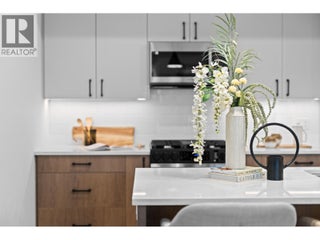 1463 Inkar Road Unit# 5. Kelowna, British Columbia