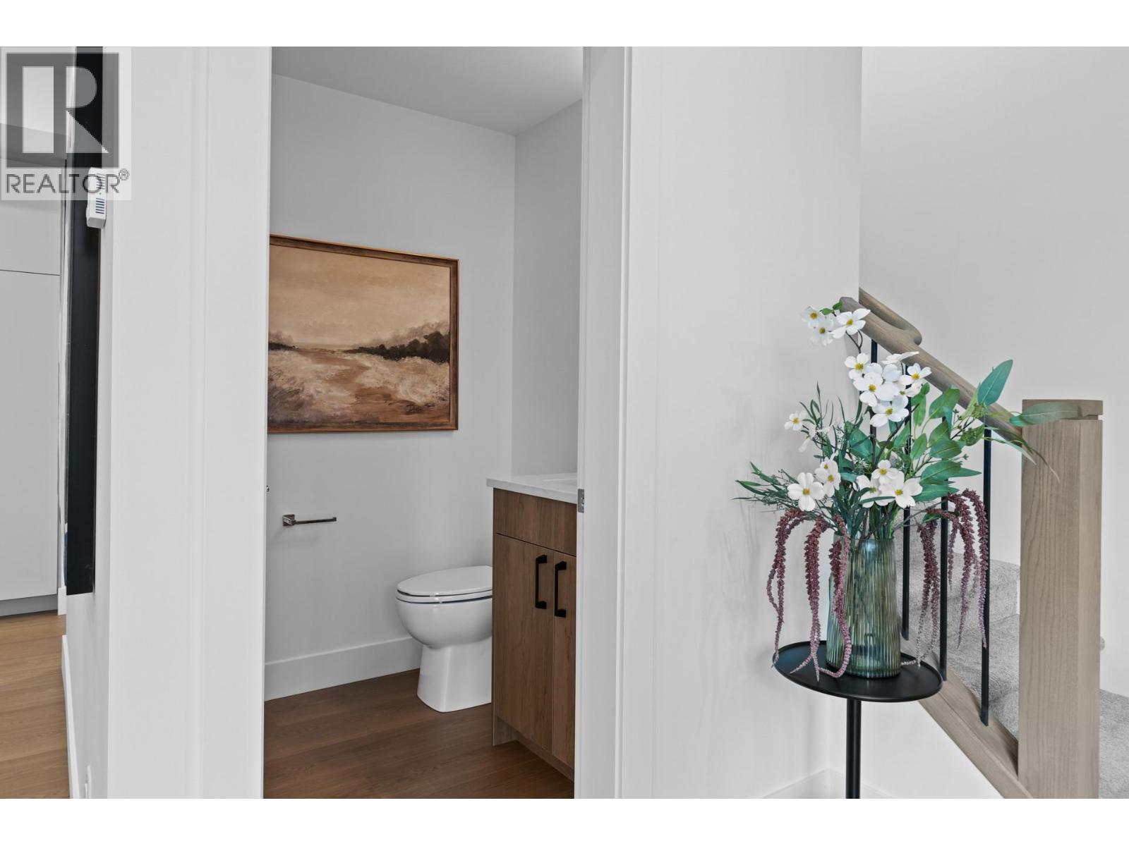 1463 Inkar Road Unit# 4. Kelowna, British Columbia