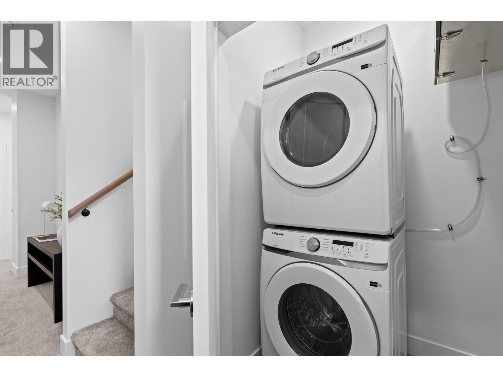 1463 Inkar Road Unit# 4. Kelowna, British Columbia