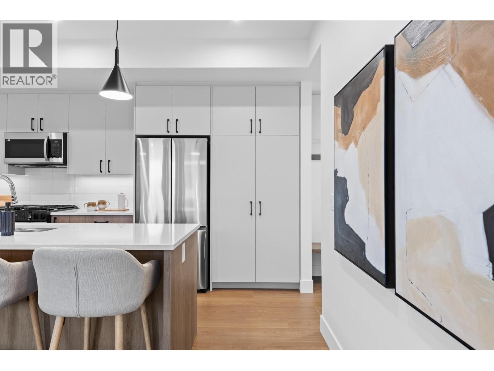 1463 Inkar Road Unit# 4. Kelowna, British Columbia