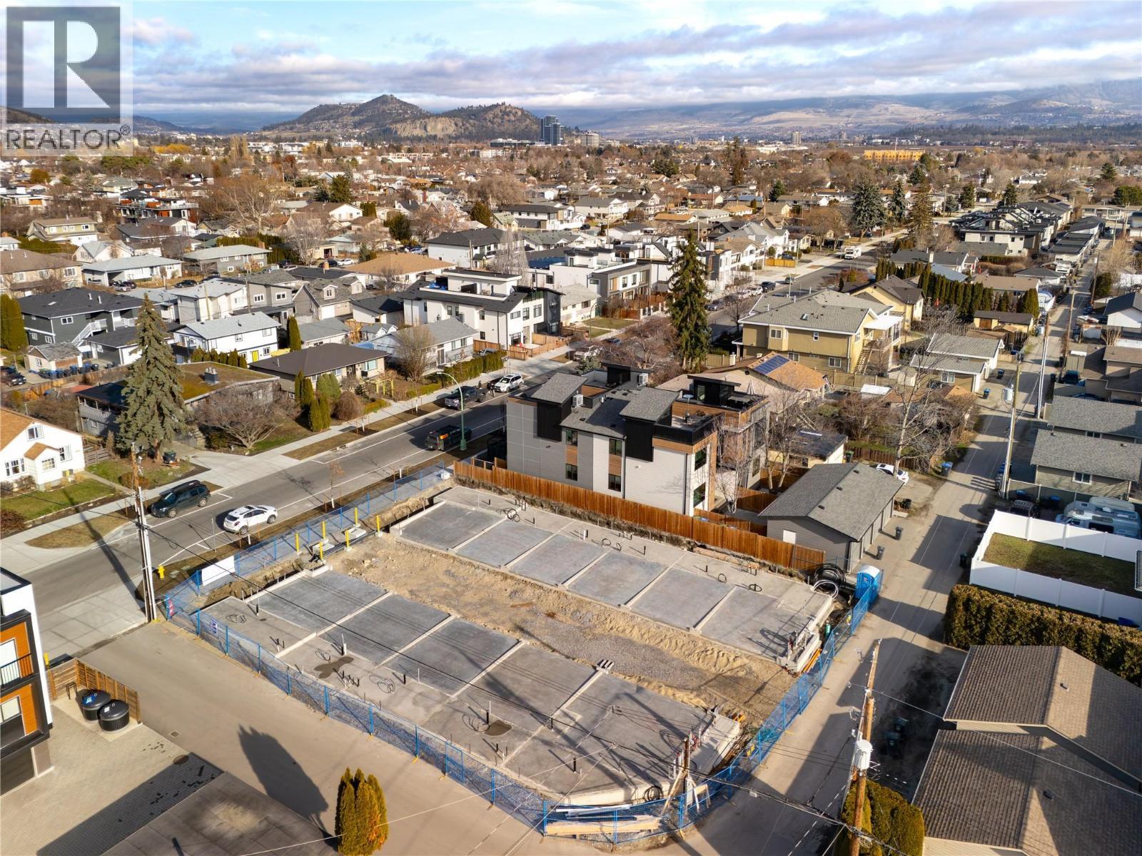 743 Morrison Avenue Unit# 5. Kelowna, British Columbia