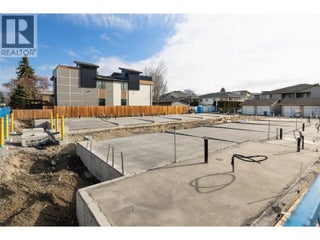 743 Morrison Avenue Unit# 4. Kelowna, British Columbia