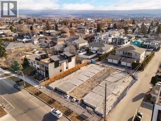 743 Morrison Avenue Unit# 4. Kelowna, British Columbia