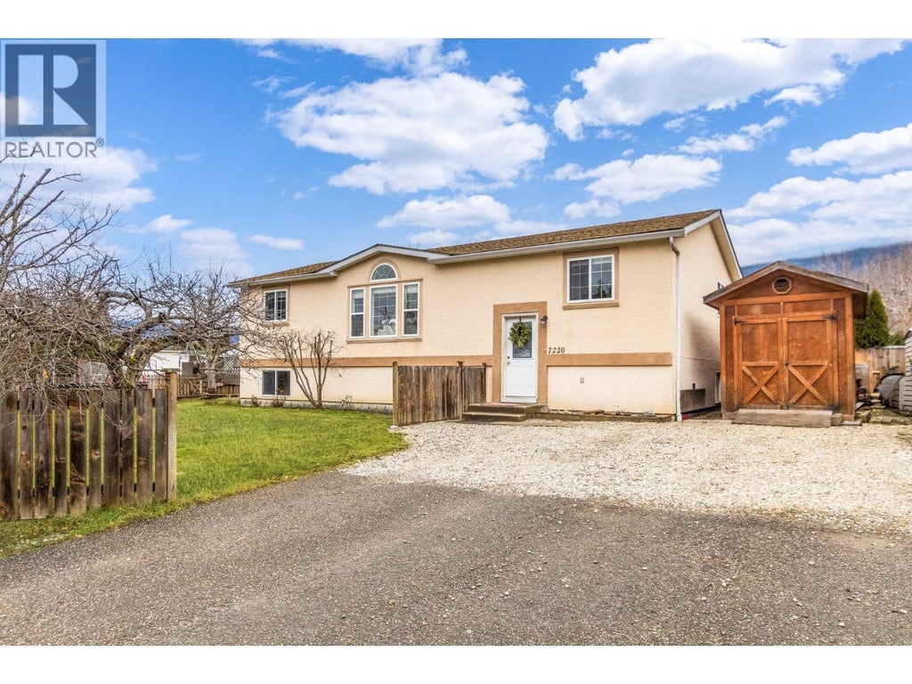 7220 47 Street Ne, Salmon Arm