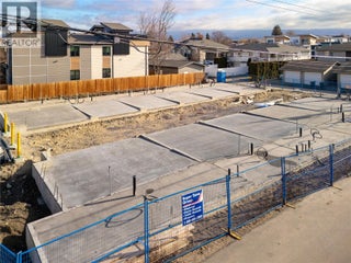 735 Morrison Avenue Unit# 4. Kelowna, British Columbia