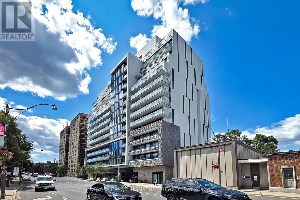 415 - 3018 Yonge Street, Toronto (lawrence Park South)