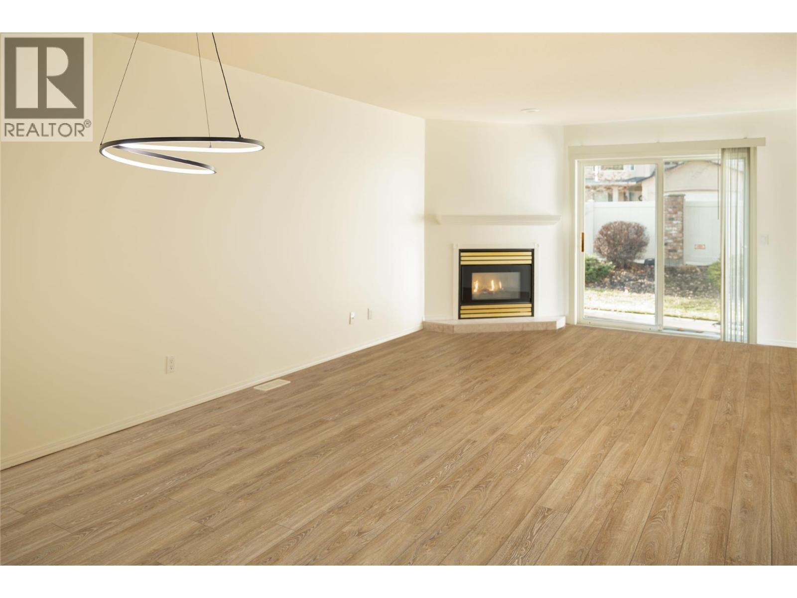 527 Yates Road Unit# 26. Kelowna, British Columbia