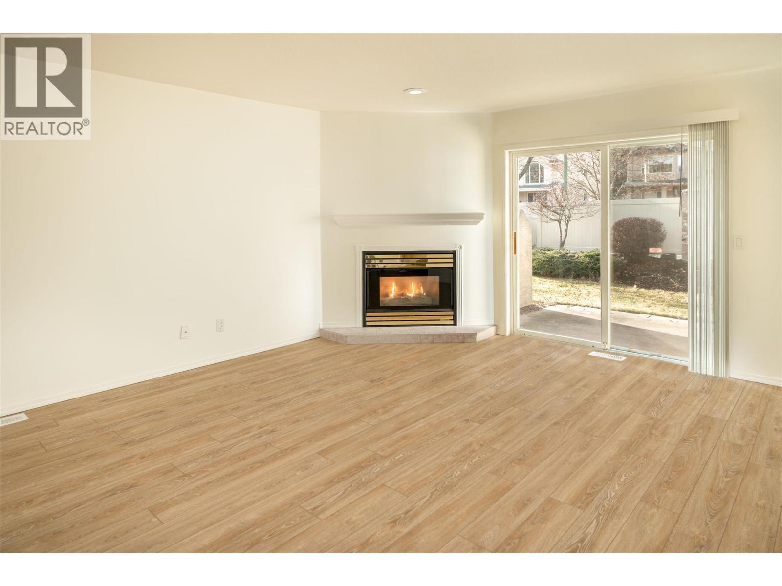 527 Yates Road Unit# 26. Kelowna, British Columbia