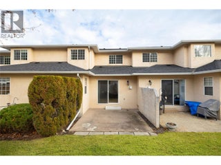 527 Yates Road Unit# 26. Kelowna, British Columbia