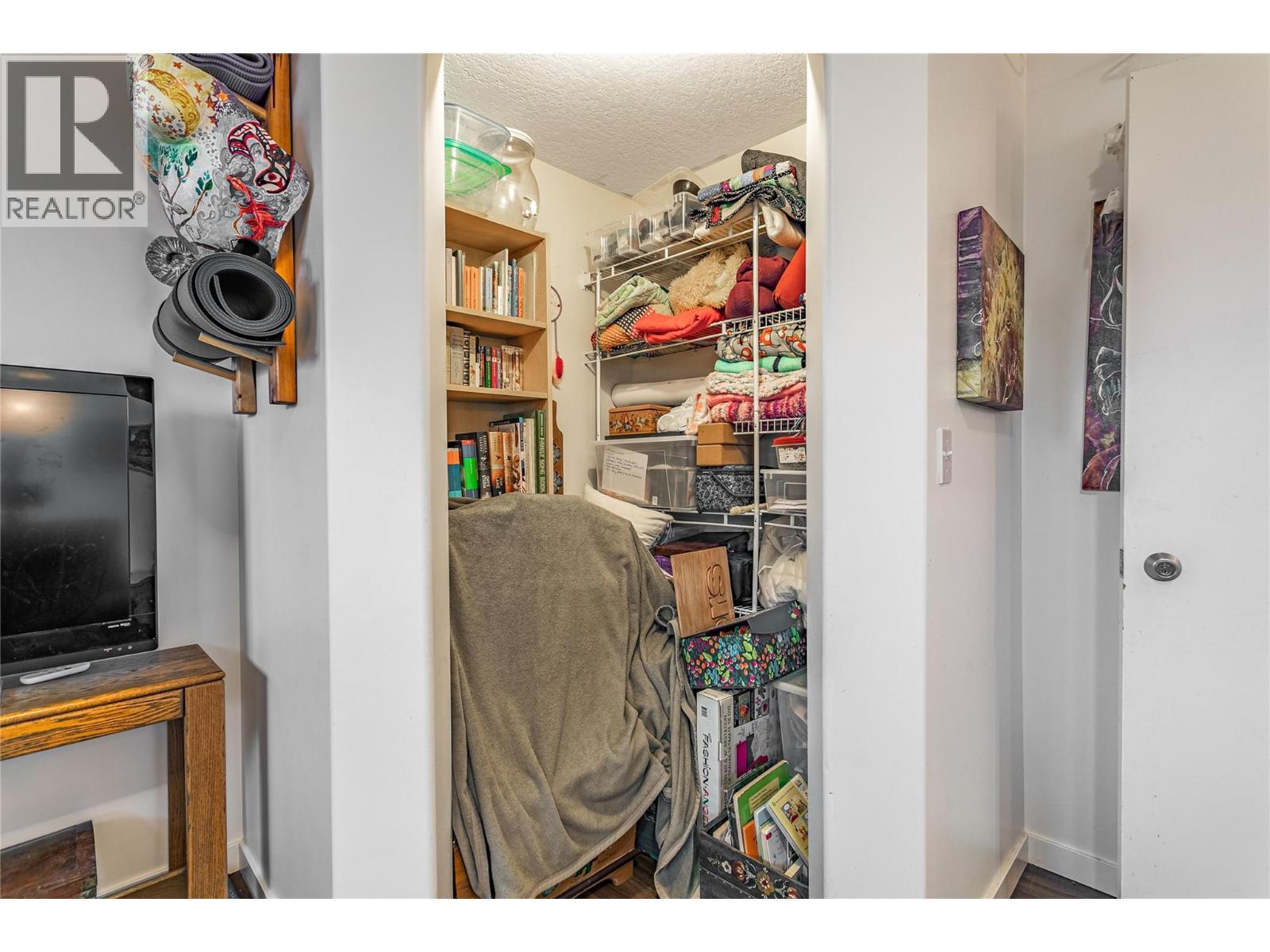 1005 Mitchell Road. Kelowna, British Columbia