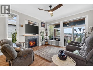 2715 Golf Course Drive Unit# #6. Blind Bay, British Columbia