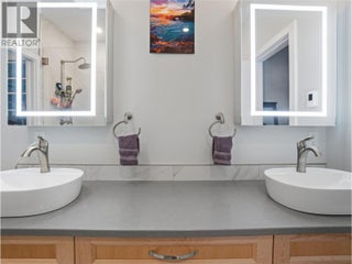 2715 Golf Course Drive Unit# #6. Blind Bay, British Columbia