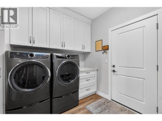 2715 Golf Course Drive Unit# #6. Blind Bay, British Columbia