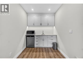 2715 Golf Course Drive Unit# #6. Blind Bay, British Columbia