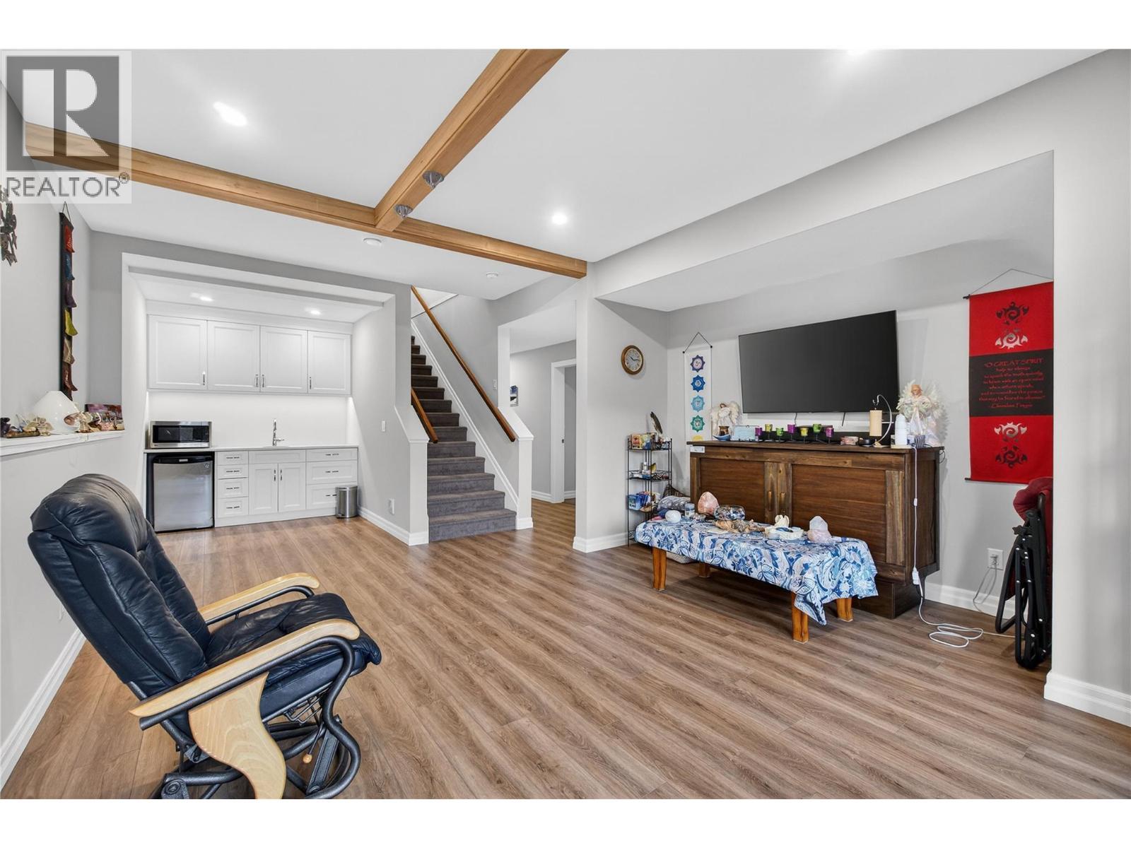 2715 Golf Course Drive Unit# #6. Blind Bay, British Columbia