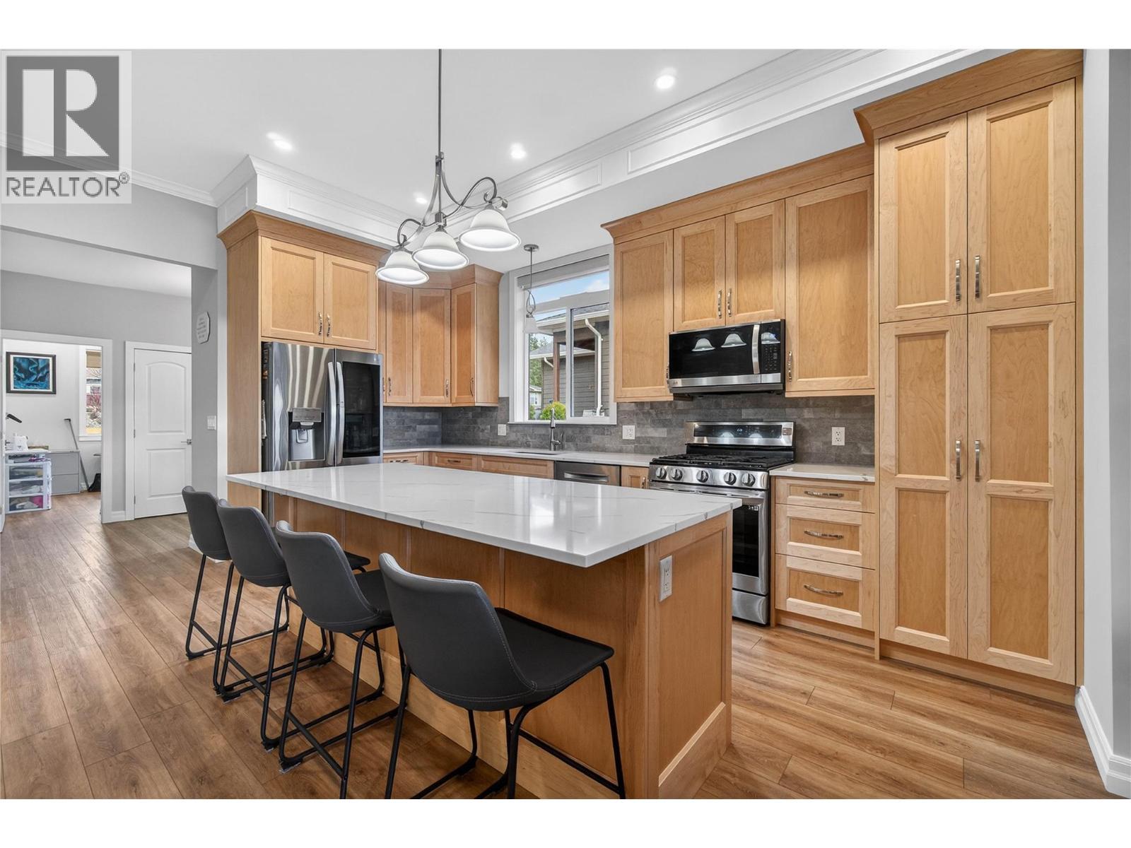 2715 Golf Course Drive Unit# #6. Blind Bay, British Columbia