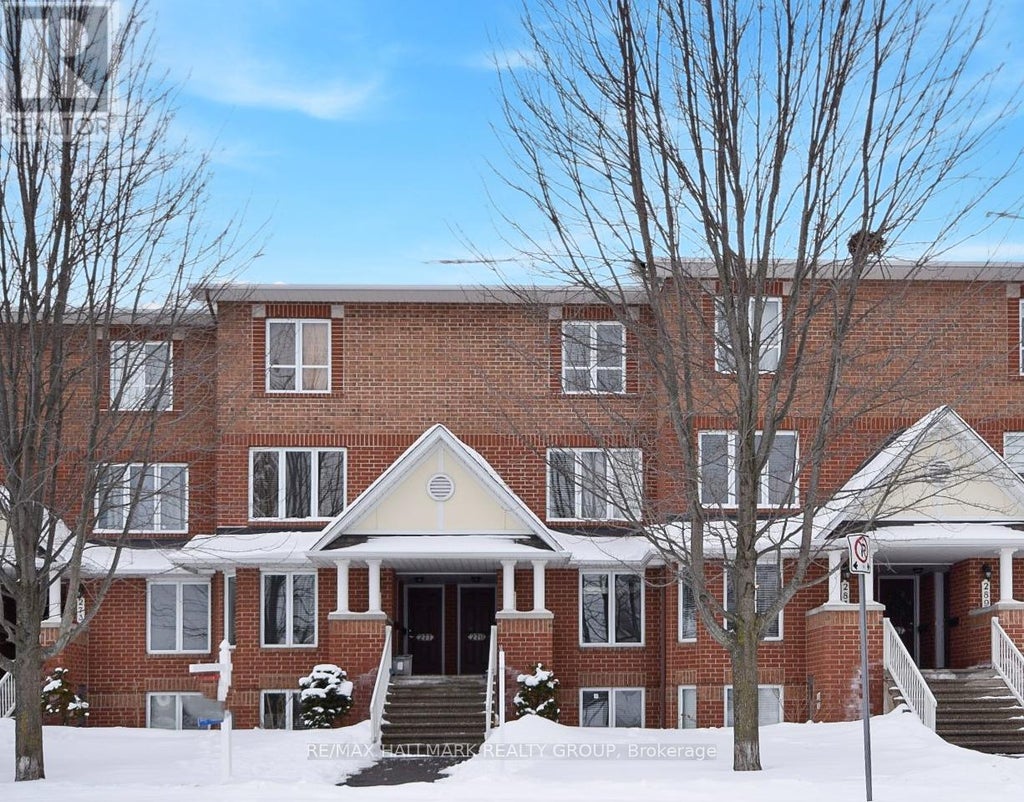 281 Aquaview Drive, Ottawa