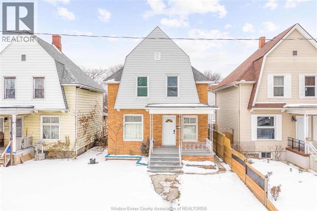 715 Aylmer Avenue, Windsor