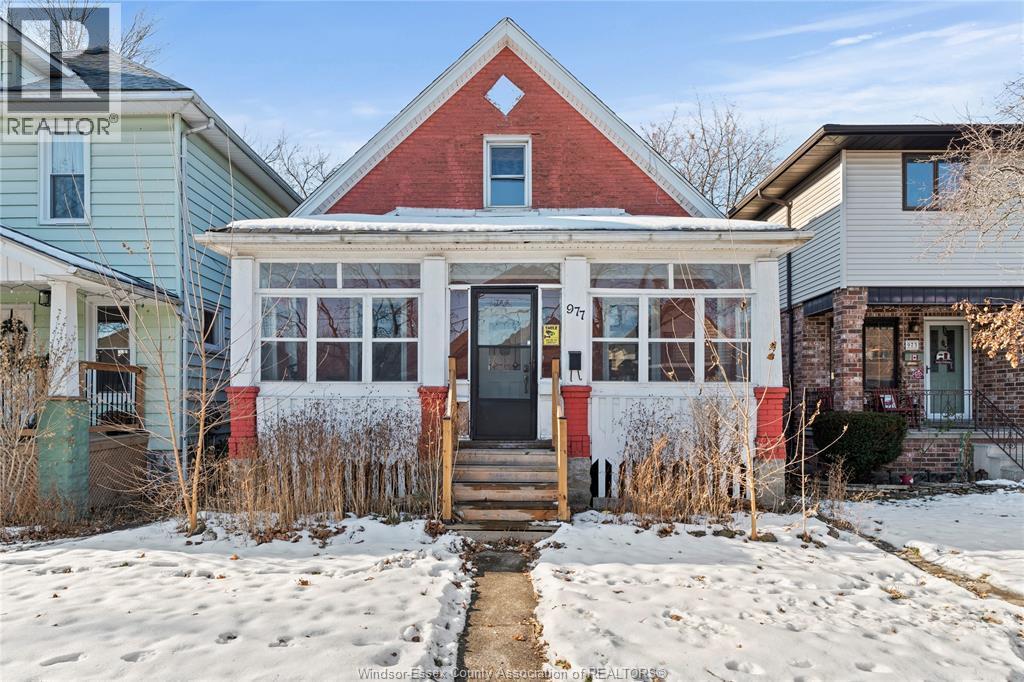 977 Gladstone, Windsor