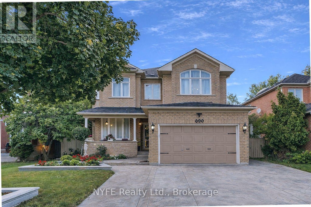 690 Peter Robertson Boulevard, Brampton (sandringham-Wellington)