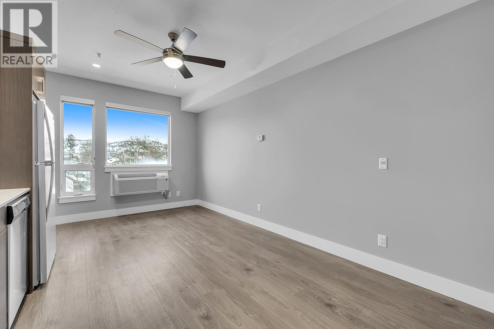 925 Leon Avenue Unit# 302. Kelowna, British Columbia