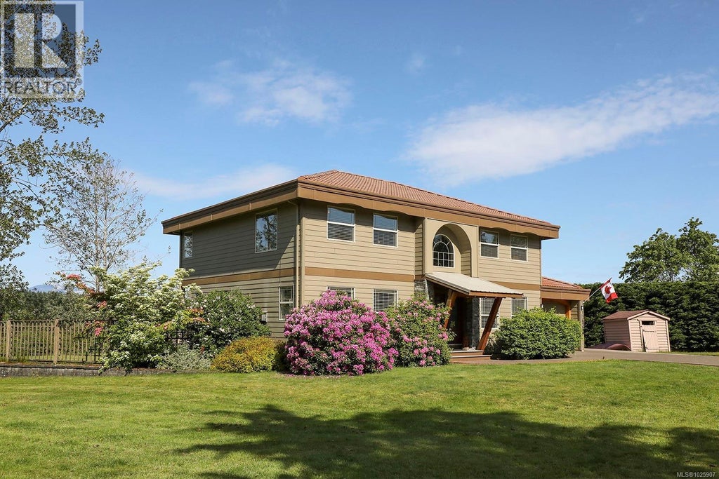 1675 Chester Place, Comox