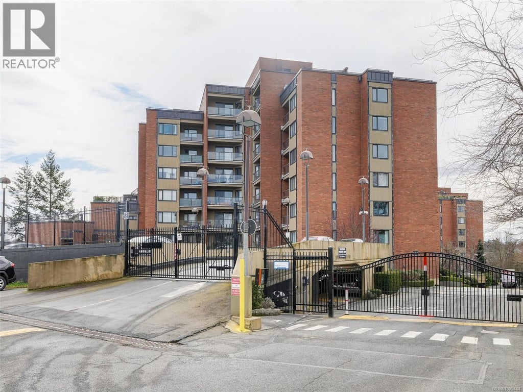 709 103 Gorge Road E, Victoria