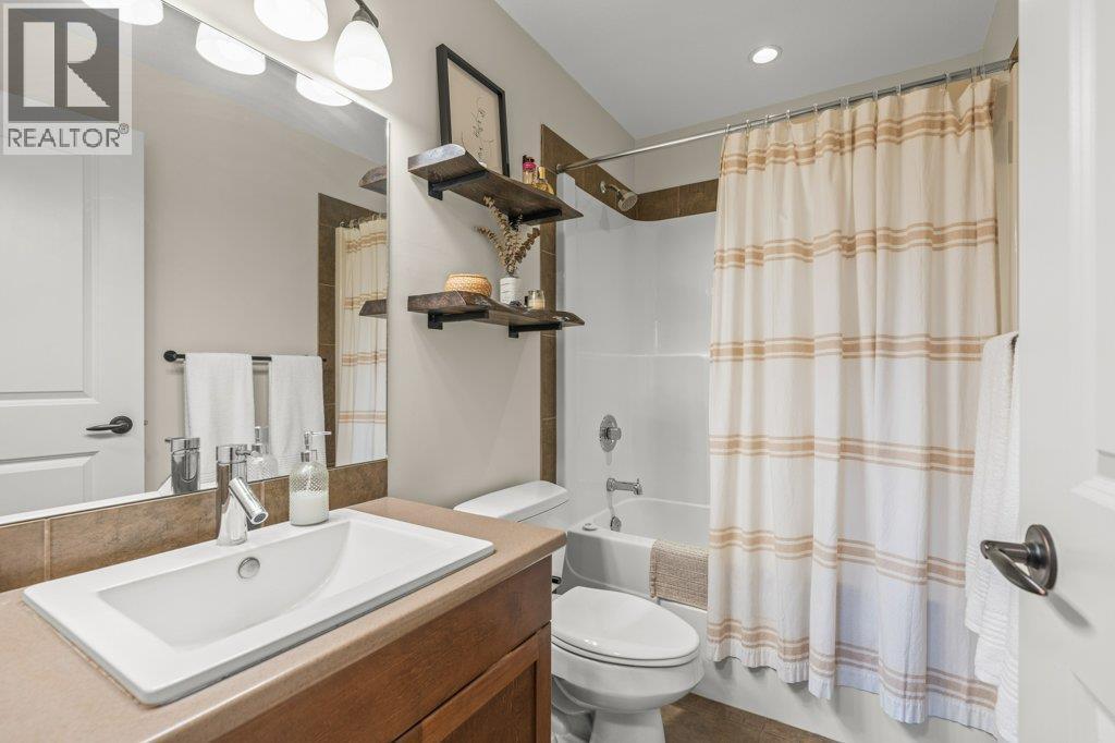 2142 Vasile Road Unit# 307. Kelowna, British Columbia