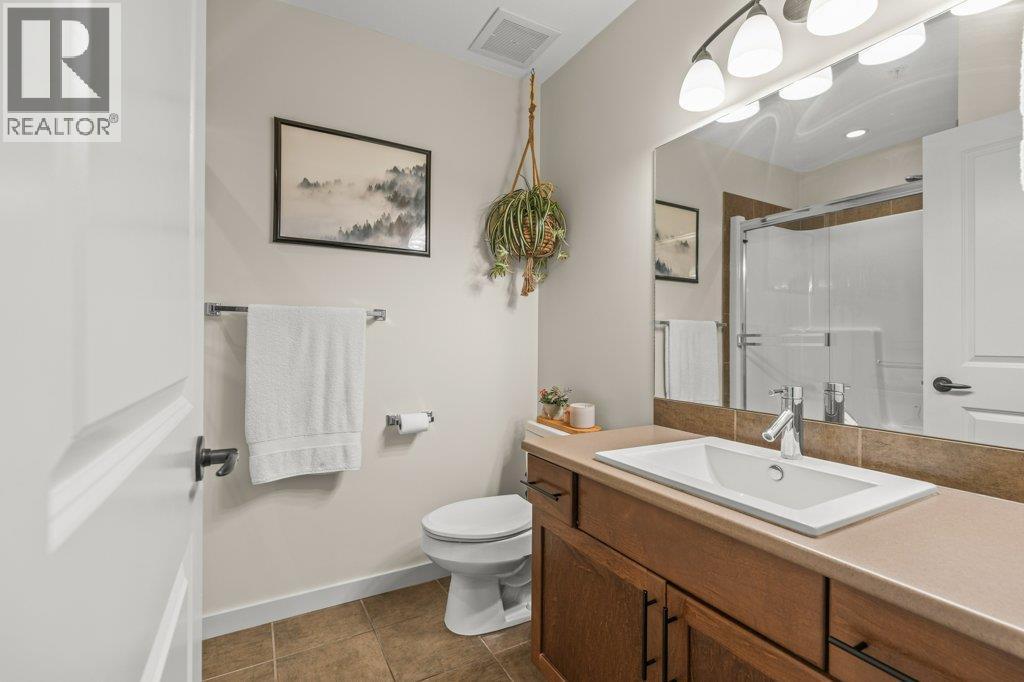 2142 Vasile Road Unit# 307. Kelowna, British Columbia