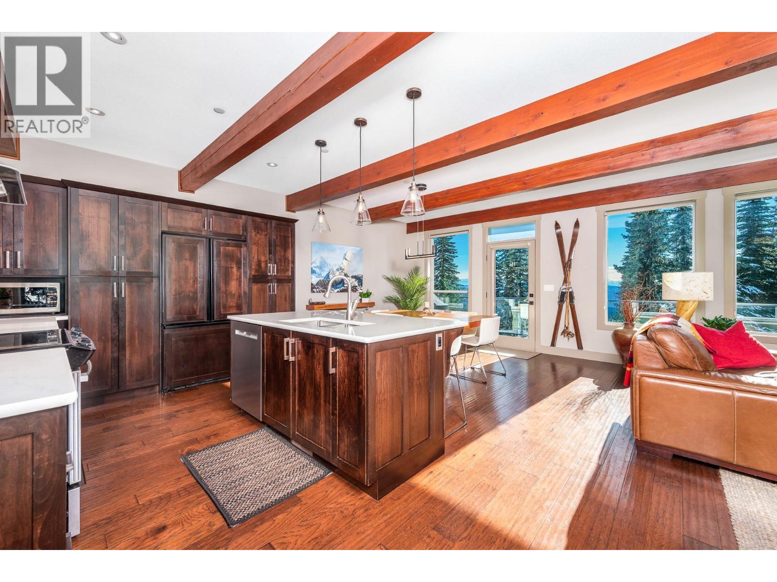 9960 Cathedral Drive. Silver Star, British Columbia