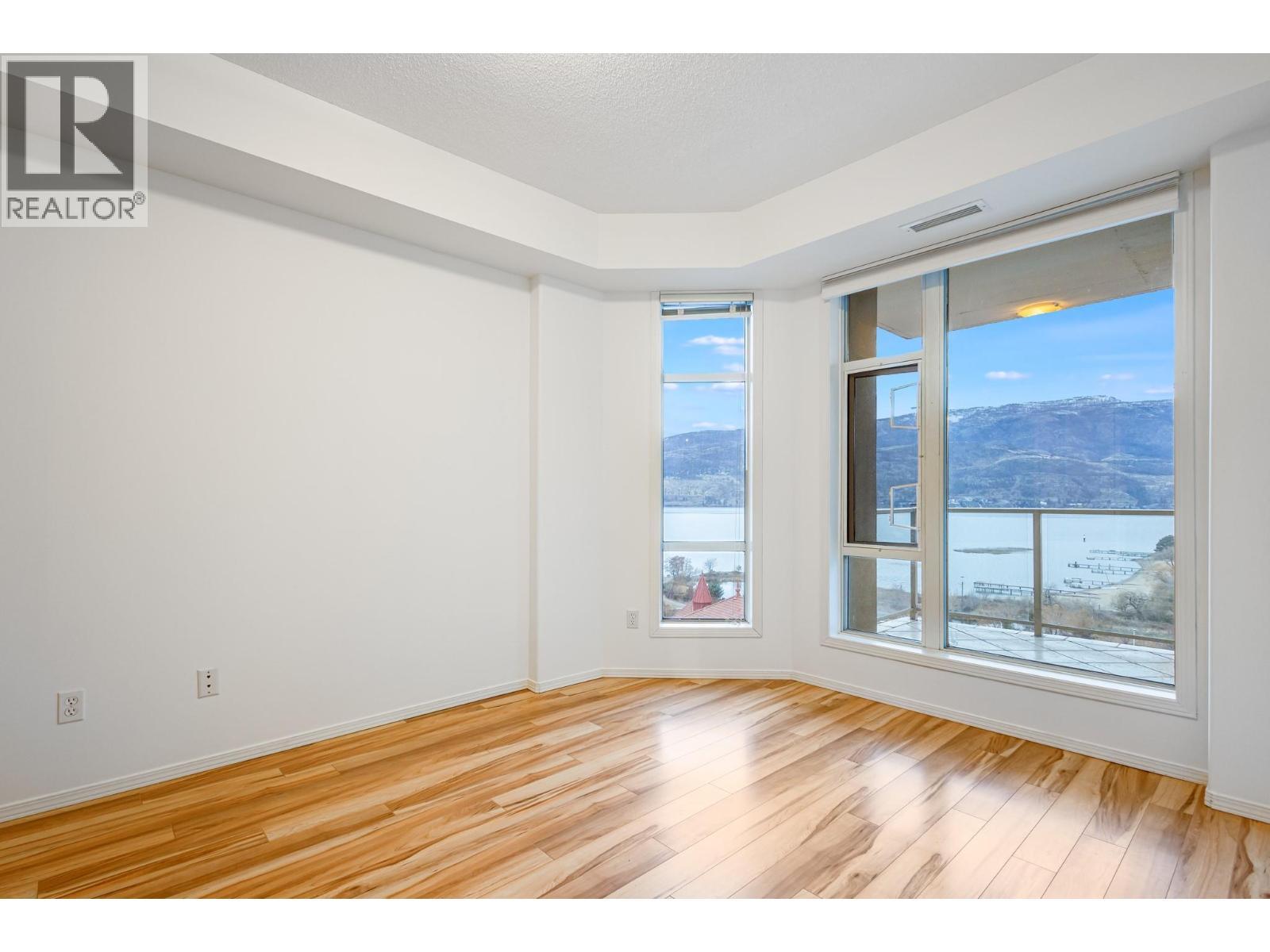 1128 Sunset Drive Unit# 1305. Kelowna, British Columbia