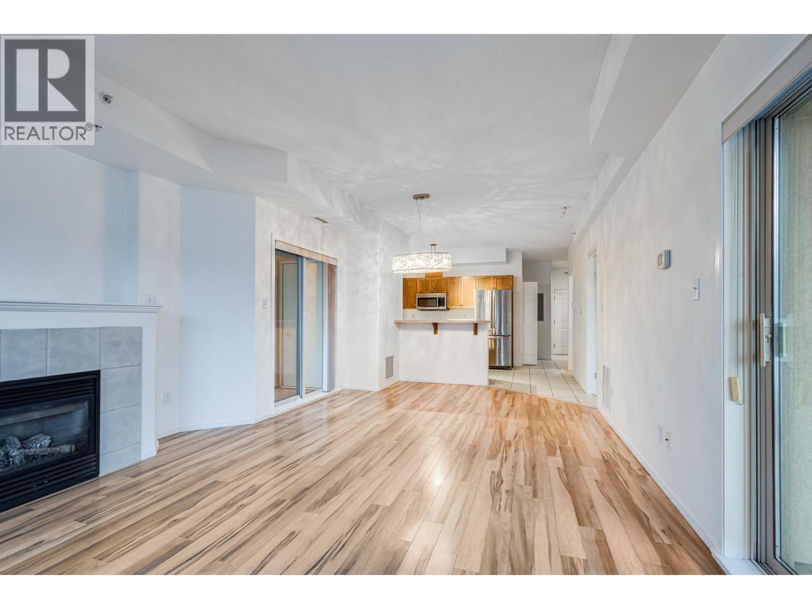 1128 Sunset Drive Unit# 1305. Kelowna, British Columbia