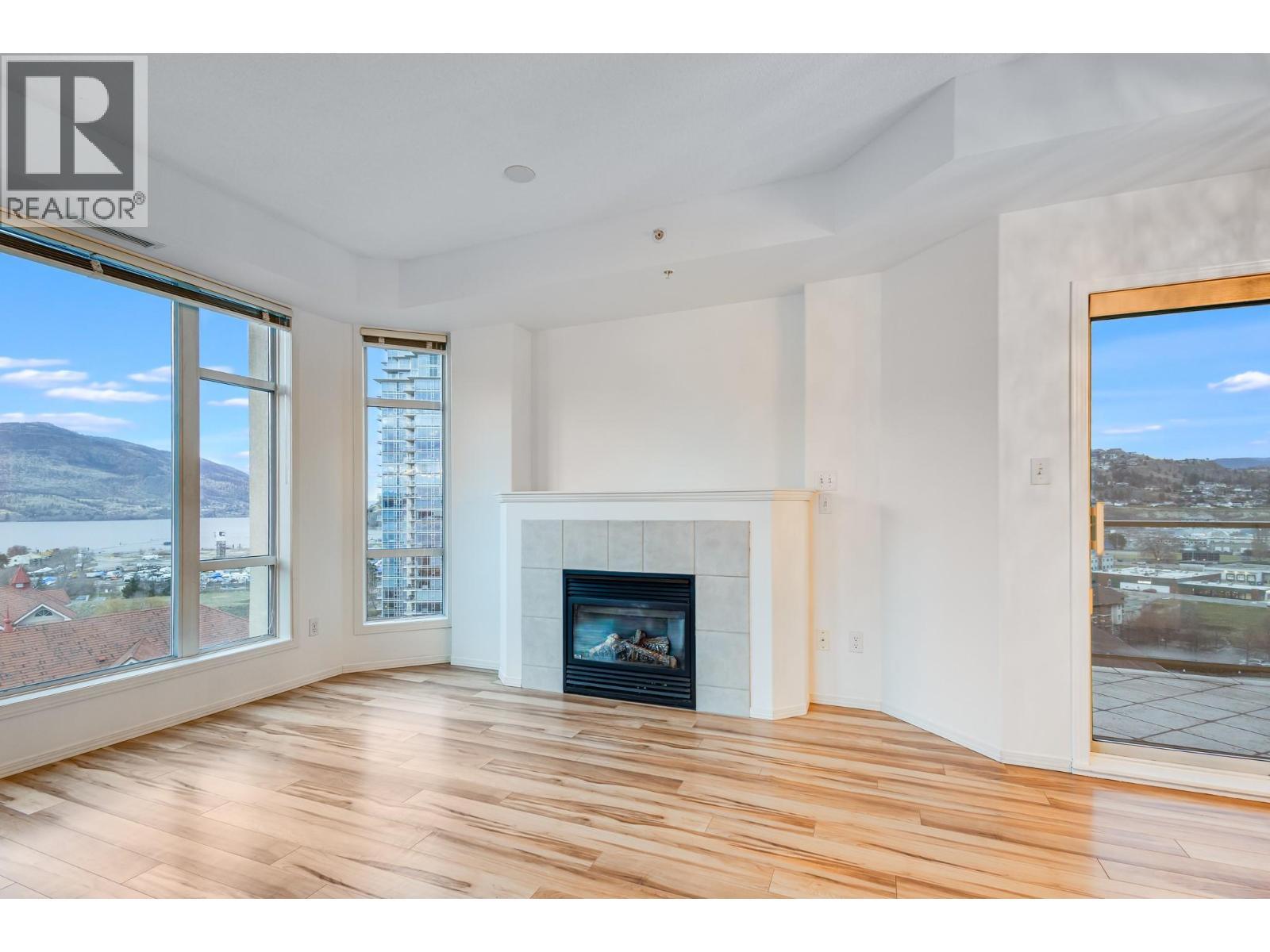 1128 Sunset Drive Unit# 1305. Kelowna, British Columbia