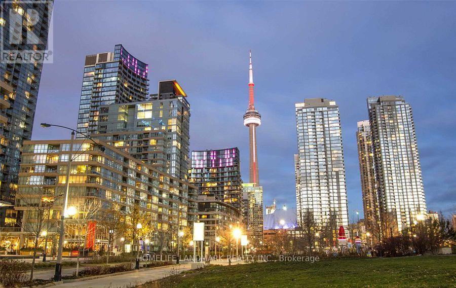 G17 - 26 Capreol Court, Toronto (waterfront Communities)