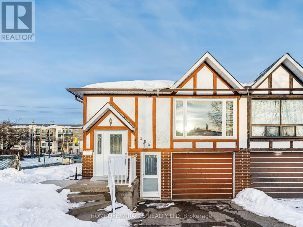 209 Apache Trail, Toronto (pleasant View)