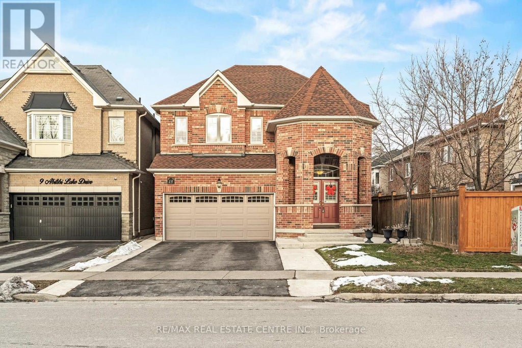 15 Helman Road, Brampton (sandringham-Wellington)