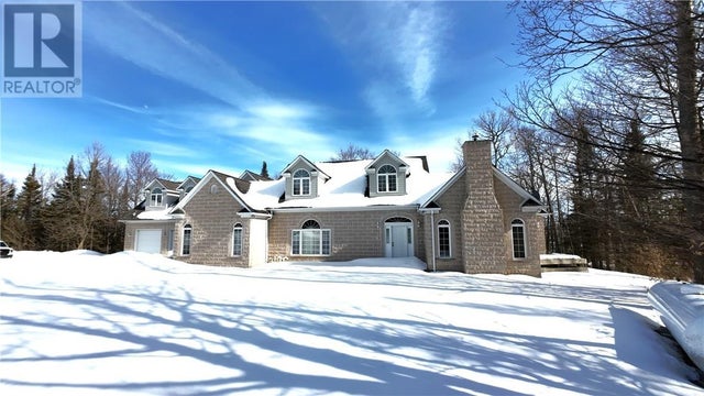 13768 Hwy 6 Highway, Sheguiandah, Manitoulin Island