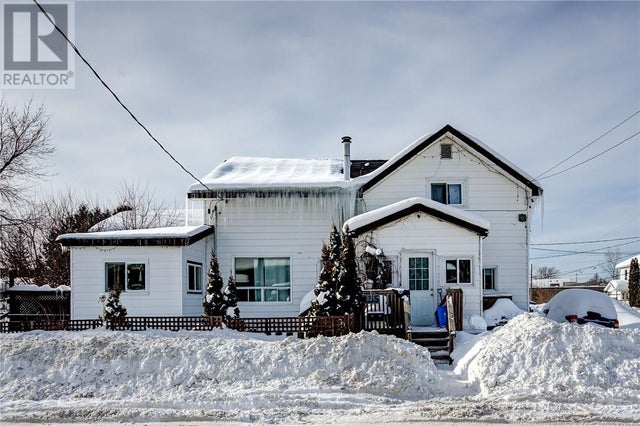 435 Clinton Avenue, Sudbury