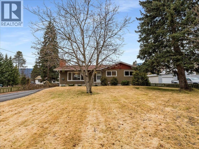 130 100th Street, Castlegar