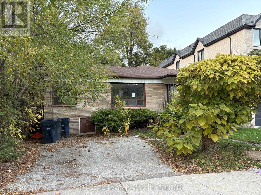 146 Bannockburn Avenue, Toronto (bedford Park-Nortown)