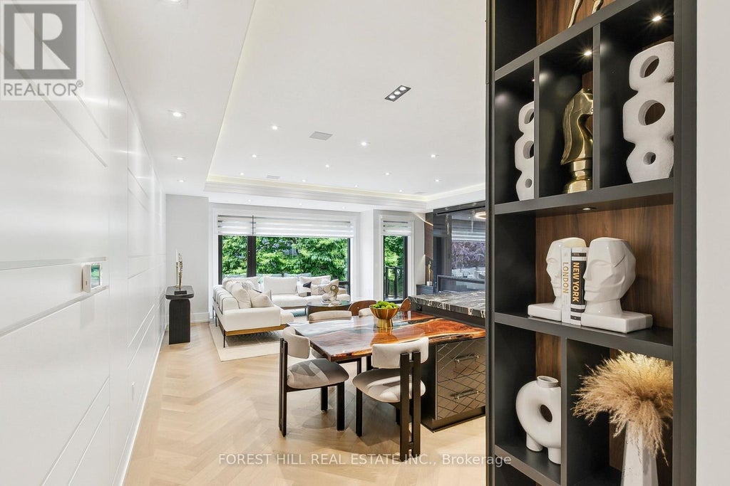 12 Otter Crescent, Toronto (bedford Park-Nortown)