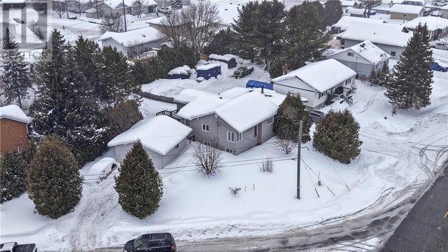 277 Notre Dame Street W, Azilda