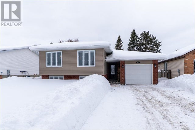 162 Ellsmere Drive, Garson