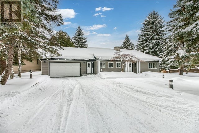 647 Kirkwood Drive, Sudbury