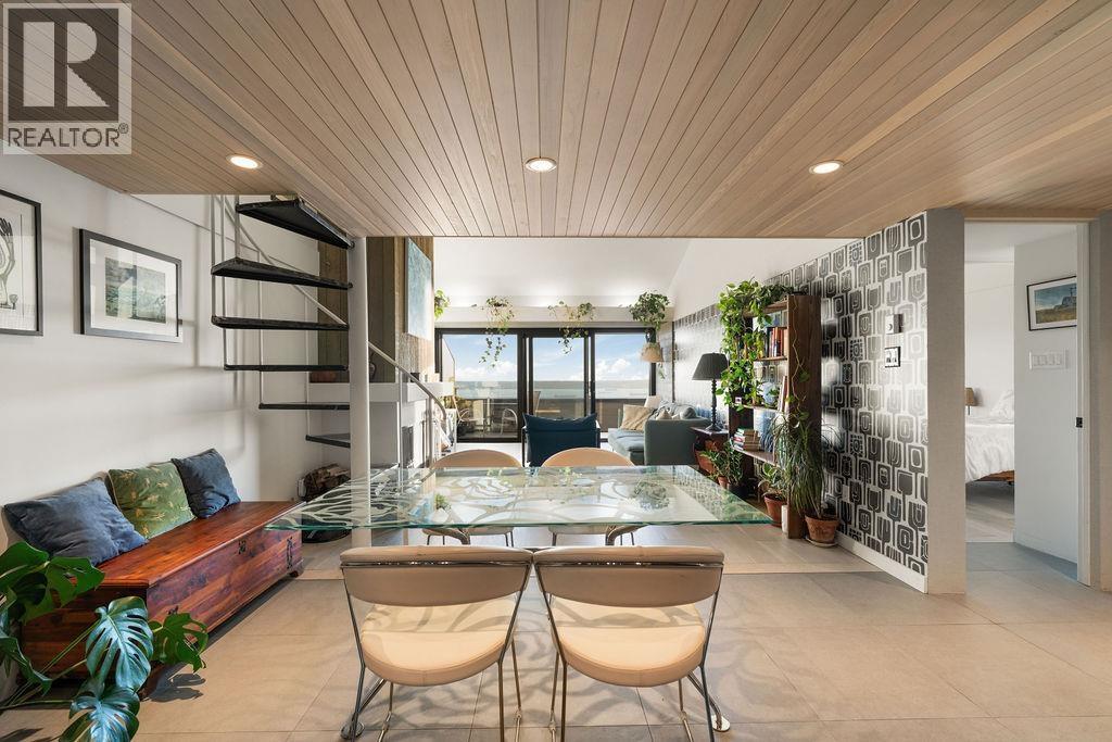 73 2212 Folkestone Way, West Vancouver