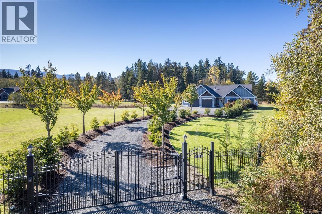 939 Virginia Road, Coombs