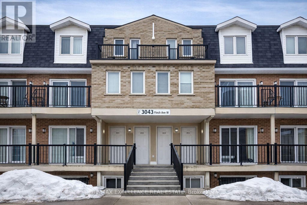 2033 - 3043 Finch Avenue W, Toronto (humbermede)