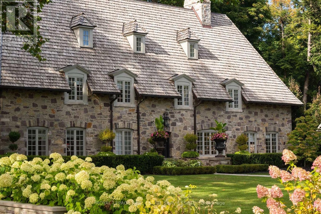 108 Sandringham Drive, Toronto (lansing-Westgate)